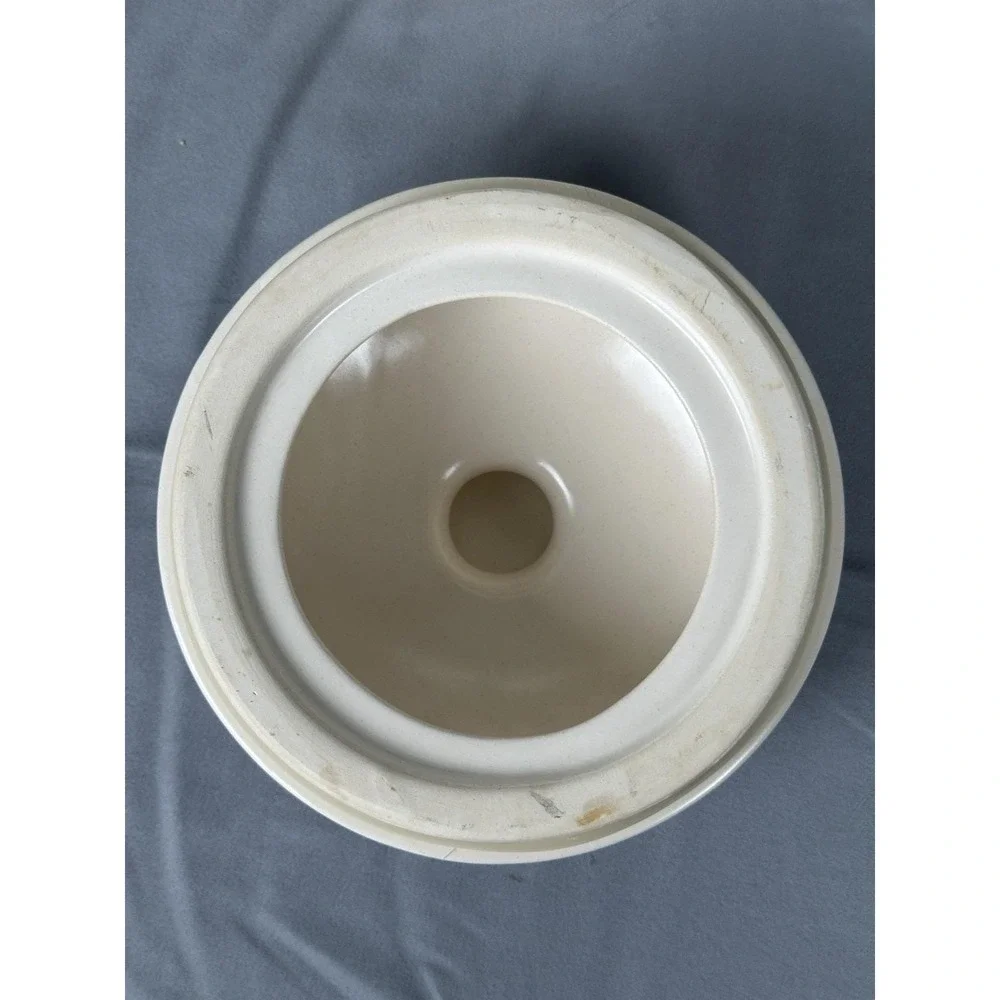 Pfaltzgraff Naturewood Spearmint Small Canister‎ Sealed Lid Clean Repaired Chip